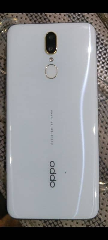 Oppo F11 for Sale 3