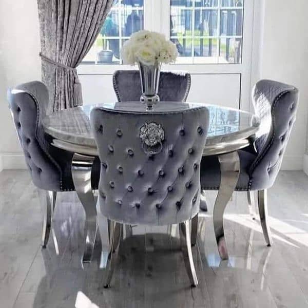 brand New elegant design dining table with classic finishing 5