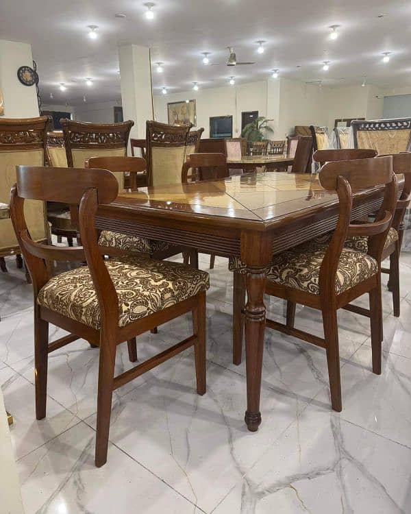 brand New elegant design dining table with classic finishing 9