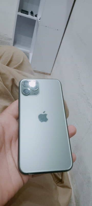 I phone 11 pro 4