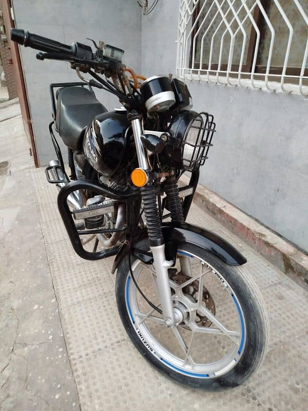 suzuki GS se 2018 8