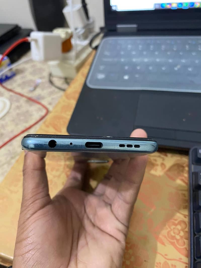 I wanna Sale My OPPO Reno6 with 10/10 Condition 3