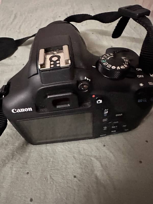 Canon 130D 4