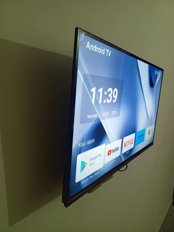 Samsung 32 inches Brand new LED 2