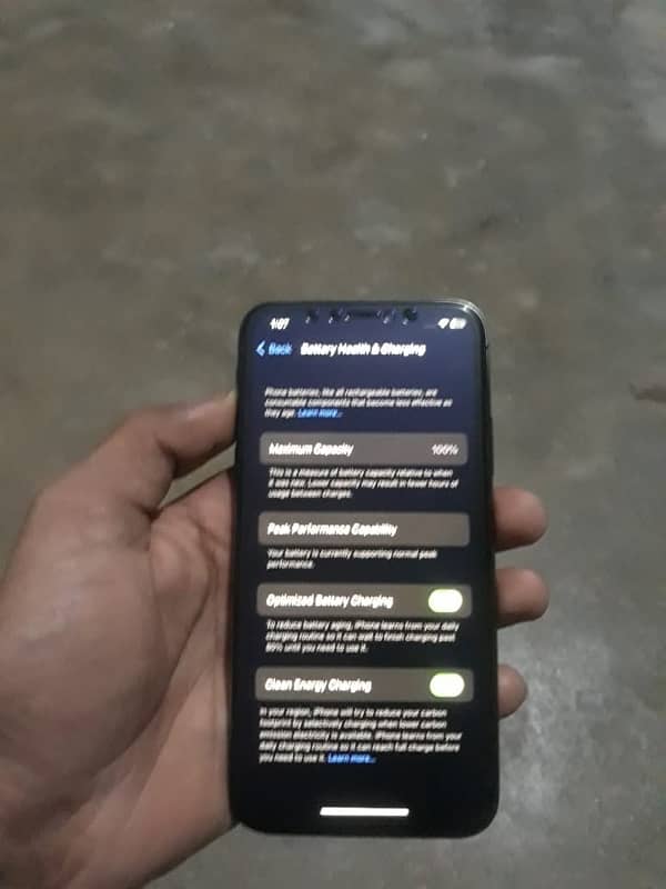 iPhone X 64gb non bypass 5