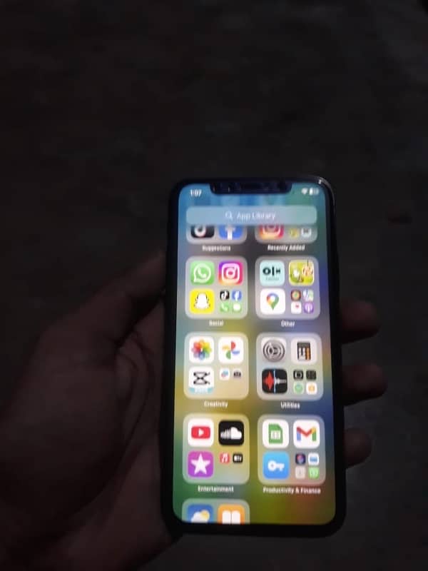 iPhone X 64gb non bypass 4