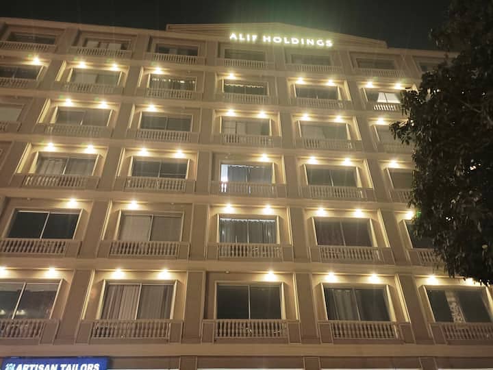 Luxury Apartment for Short Stay/full day Rent in Bahria Town Lahore 5