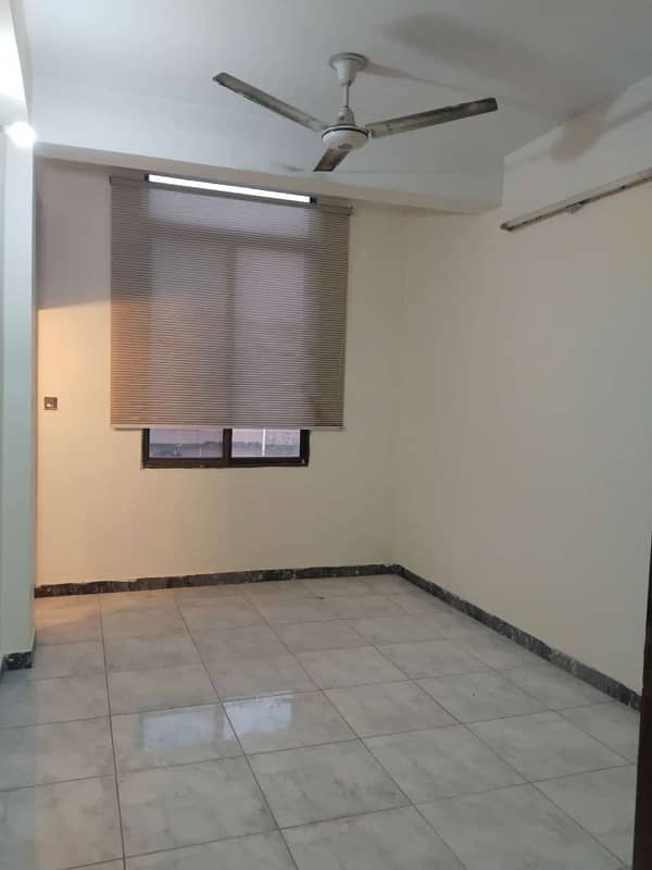 2 Bedroom Beautiful Flat For Rent Reasonable Price 0