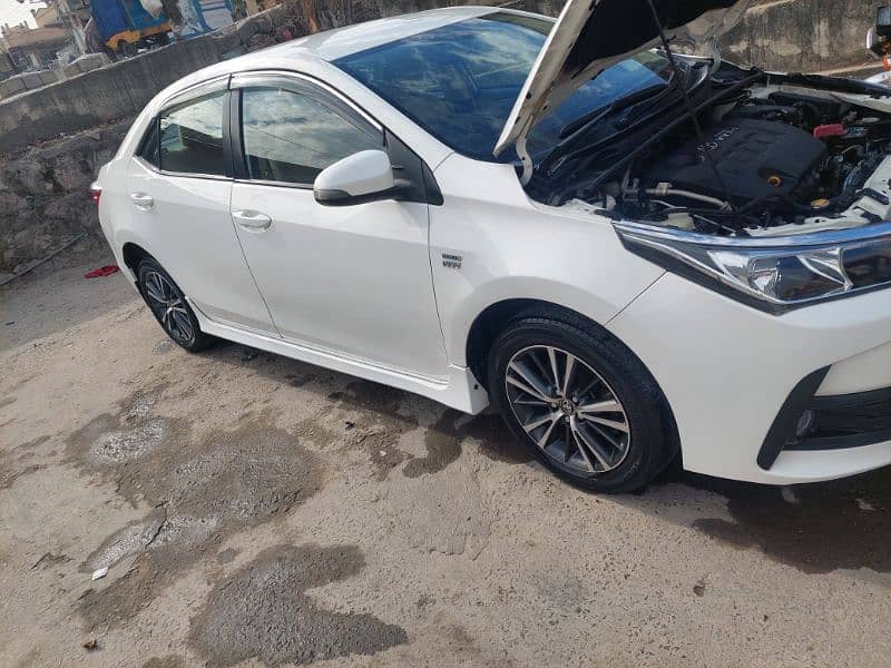 Toyota Corolla Altis 2018 New tyre 1