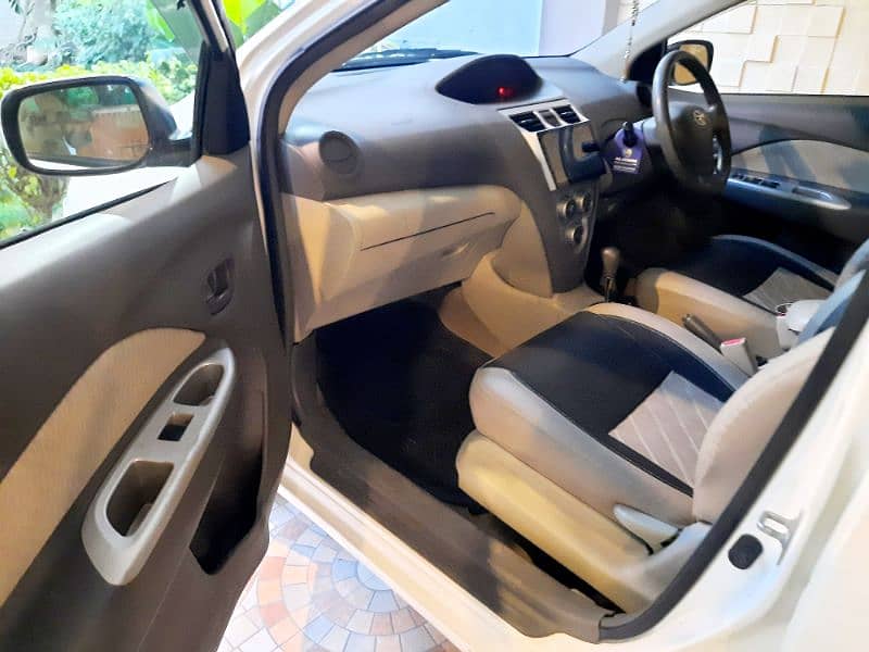 Toyota Belta 2010 7