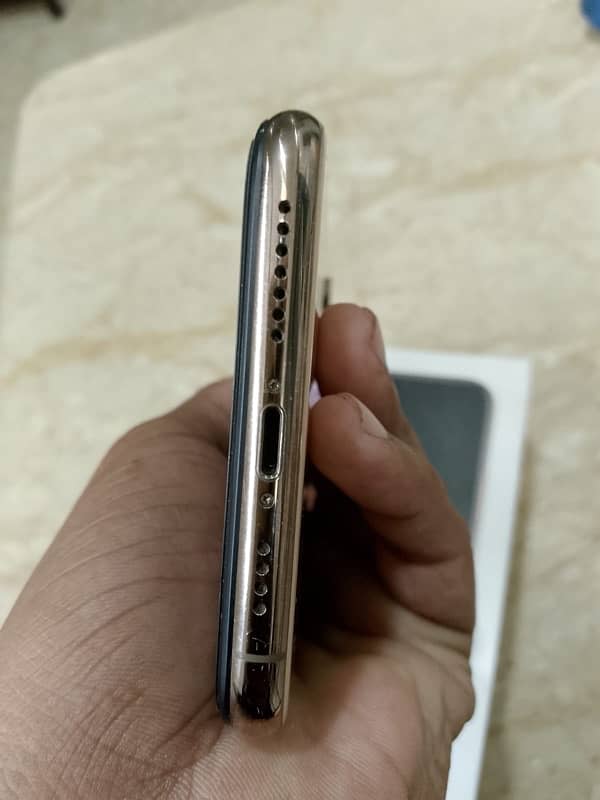 iPhone xsmax all ok Pta all sim working 5