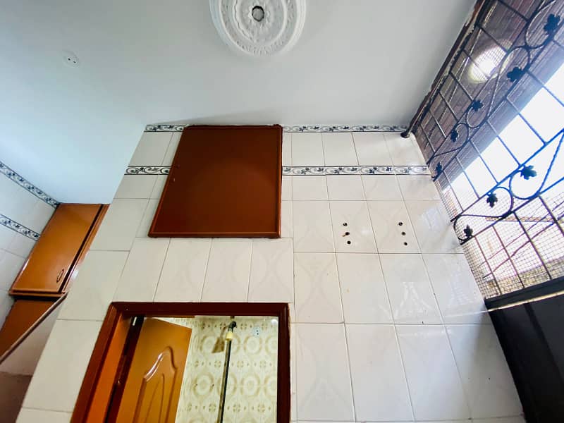 1.5 Marla Triple Storey House For Sale in Samanabad Lahore 11