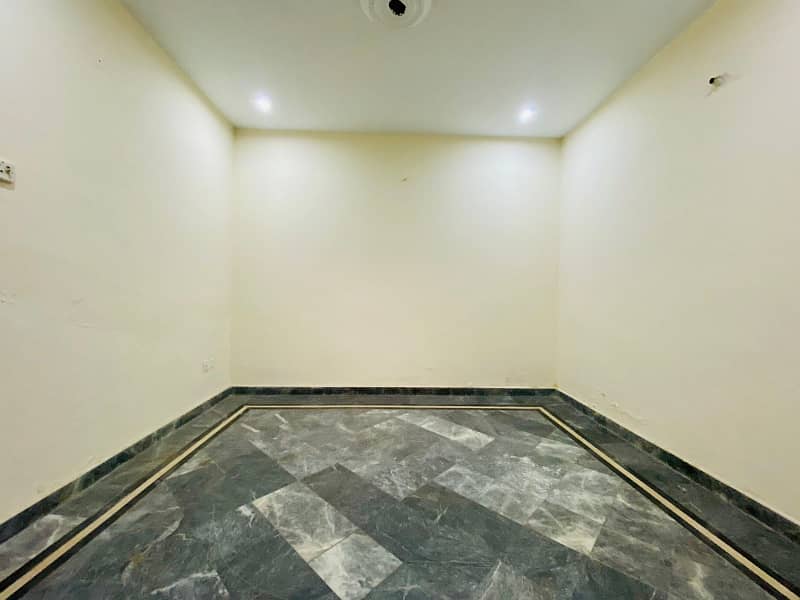 1.5 Marla Triple Storey House For Sale in Samanabad Lahore 12