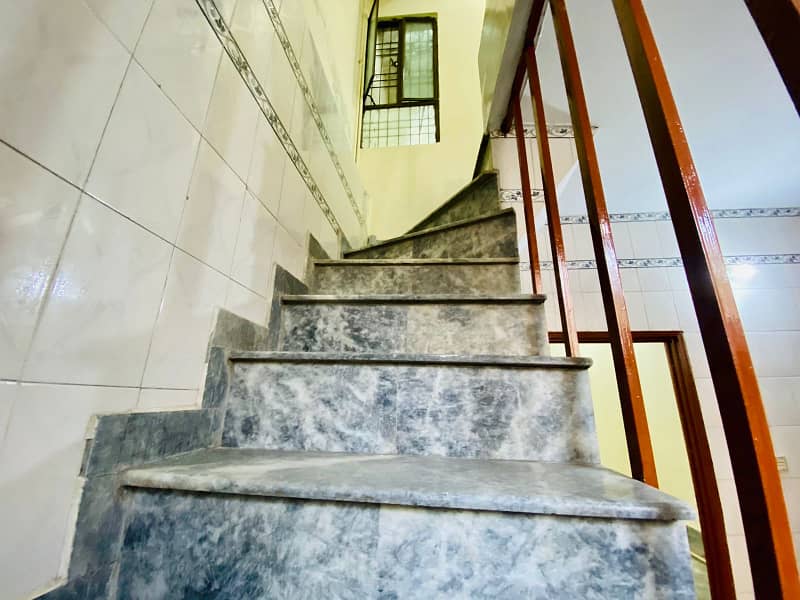 1.5 Marla Triple Storey House For Sale in Samanabad Lahore 14