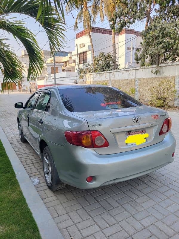 Toyota corolla 2011 genuine car 4