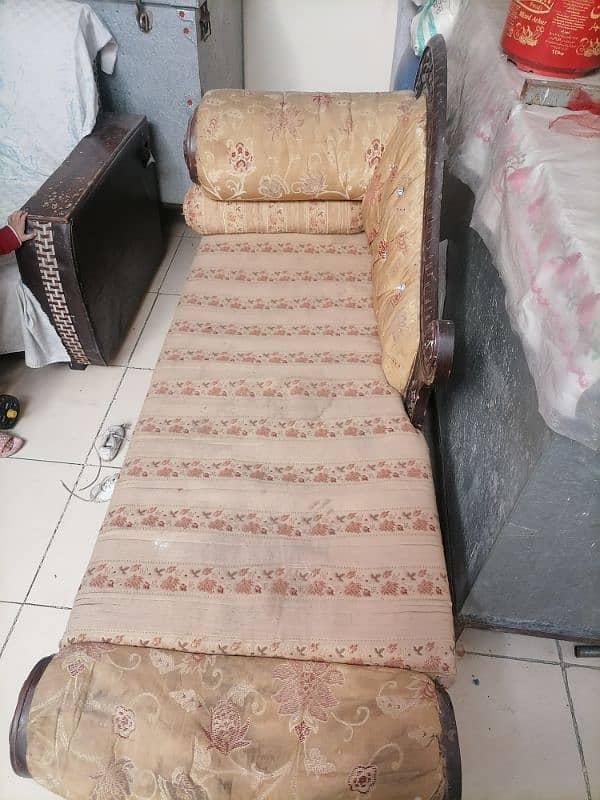 sofa  dewan 3