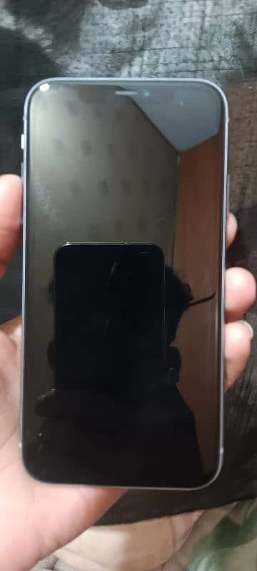 iphone 11 Non Pta 128 GB battery 83% Waterpack urgent sale 2