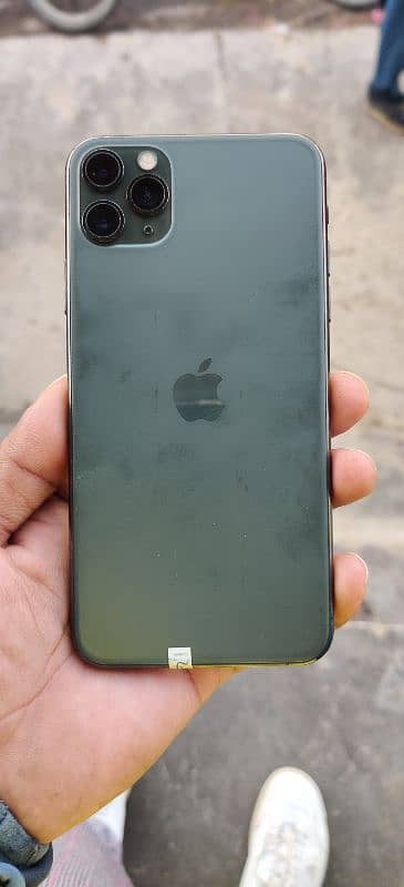 I phone 11 pro max 64 GB 1