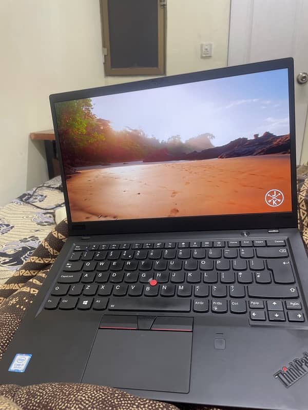 Lenovo X1 Carbon core i7 8th Generation 1