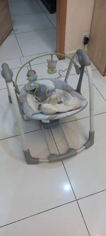 infant baby portable swing INGENUITY 0