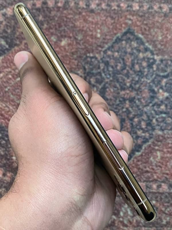 IPhone 11pro Max Nonpta (lush con. )(sim time ava)WhatsApp(03274117805) 8