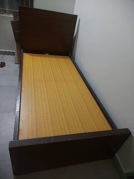 single bed without form 2