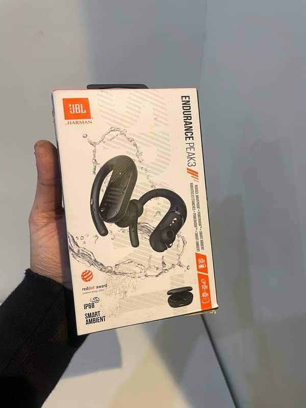 jbl endurance peak 3 better than airpod pro powerbeats beats 2