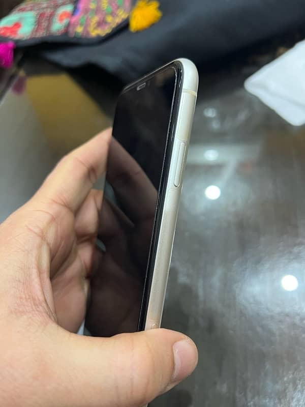 iPhone 11 128GB PTA Approved 2