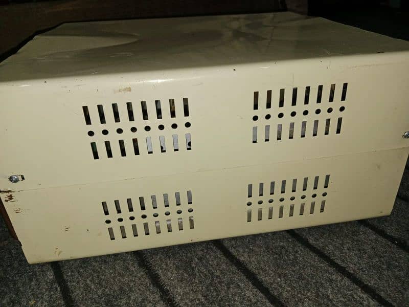 ups 1000 watt for sale 6 months used  no repair 5