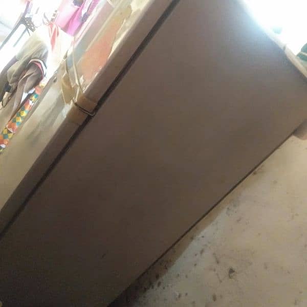 Available for sale fridge 3