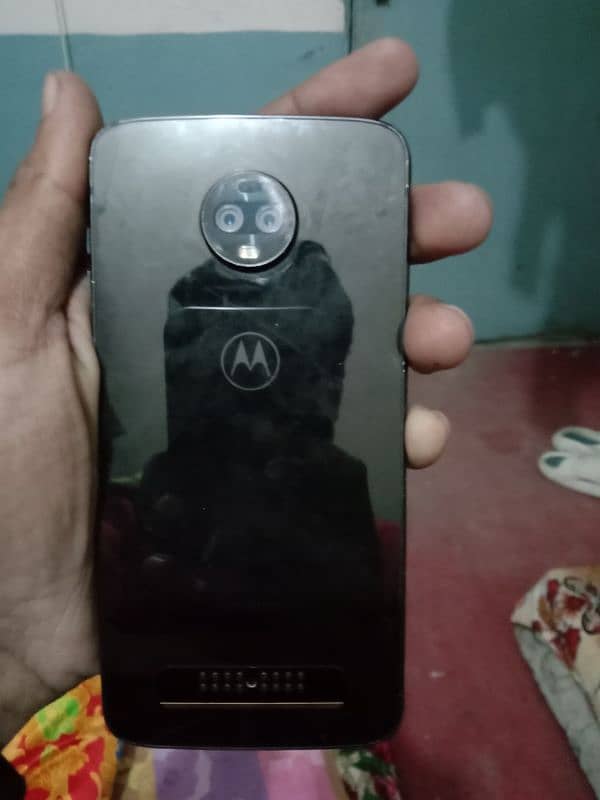 moto z3 only exchange possible 5