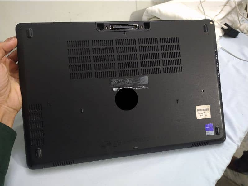 Dell Latitude E5570 core i7 6th generation with Touch Screen 8