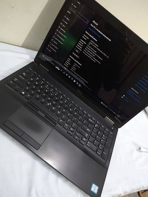 Dell Latitude E5570 core i7 6th generation with Touch Screen 9