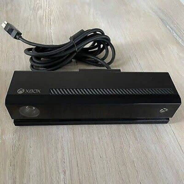 XBOX ONE Kinects and Adapters 1