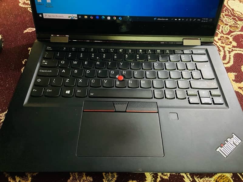 Lenovo X390 Yoga - i5 8Gen Touch Screen x360 8