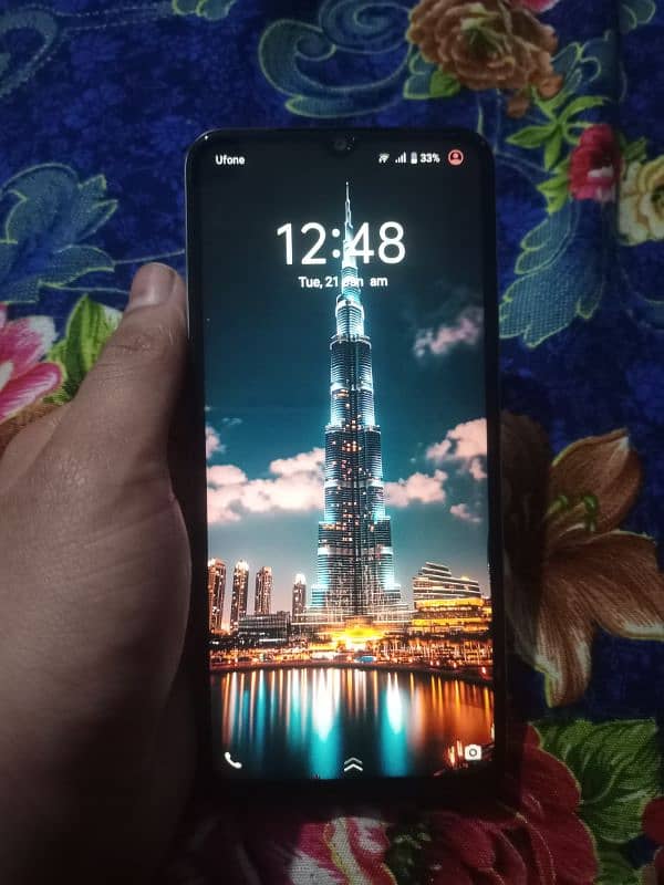 vivo y18 Aqua white colour 0