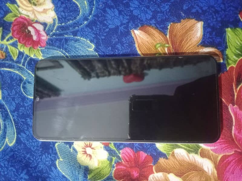 vivo y18 Aqua white colour 2