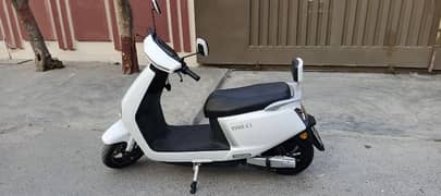 Electric Scooty Evee C1