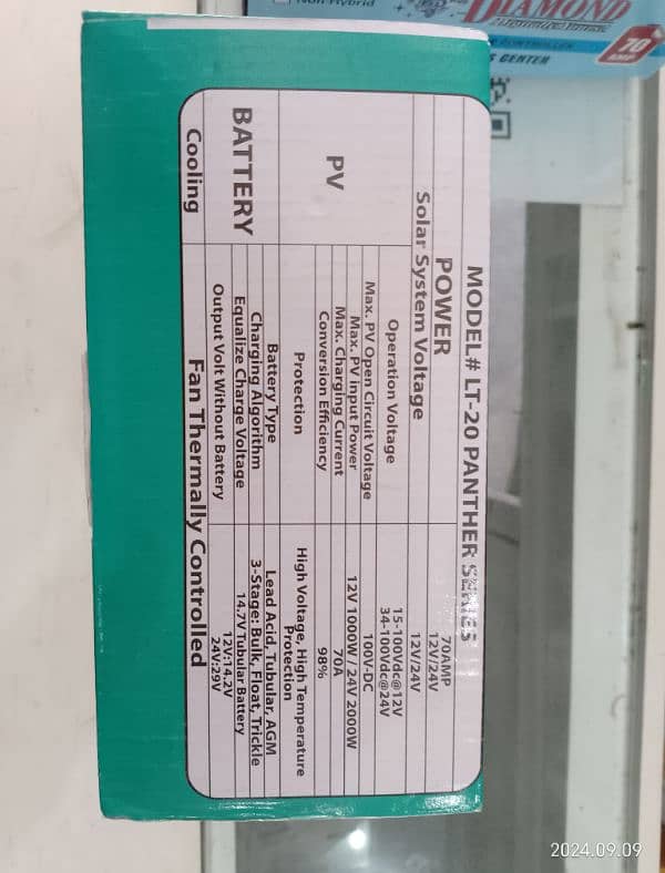 70 AMPERE 2200 watts hybrid mppt solar charge controller 18