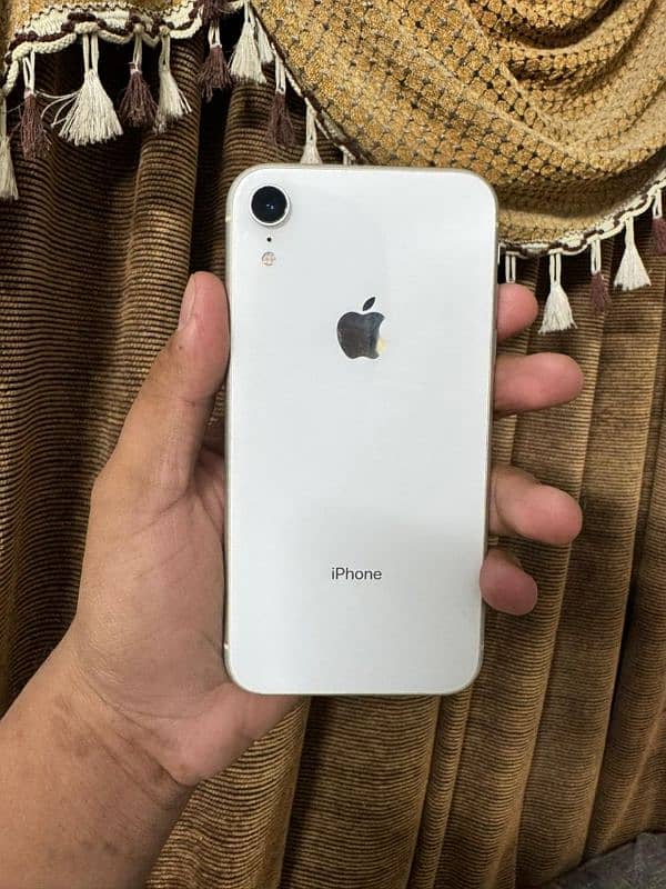 Iphone Xr 128gb pta Approved 0