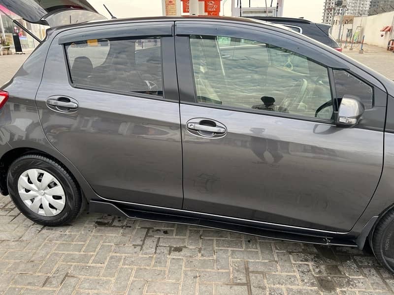 Toyota Vitz 2018 5