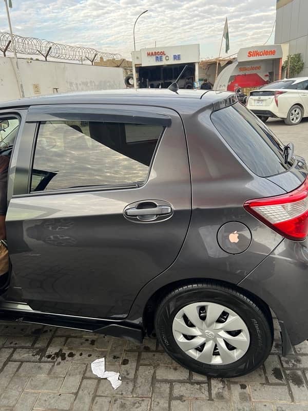 Toyota Vitz 2018 6