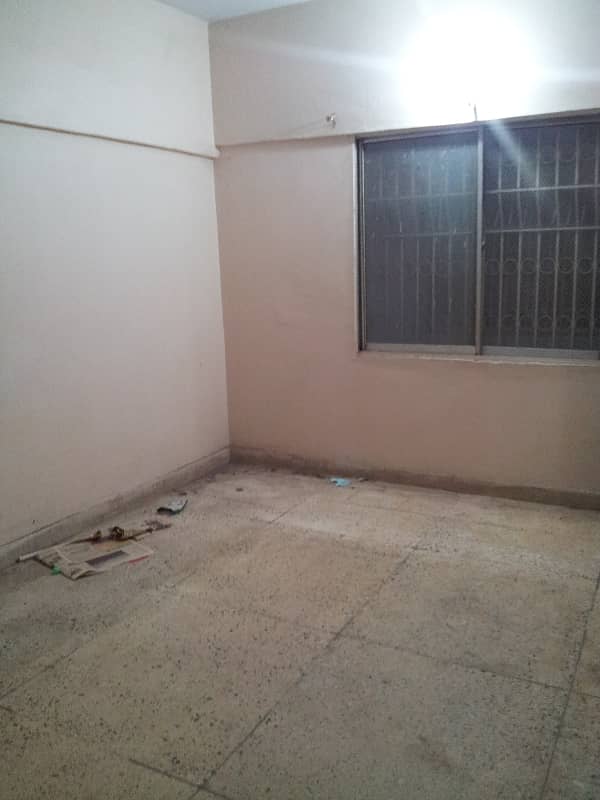 two bed dd apartment for rent in johar 5