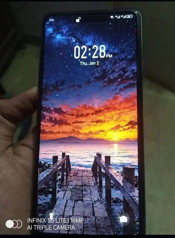 Infinix Hot 40 16+256gb 0