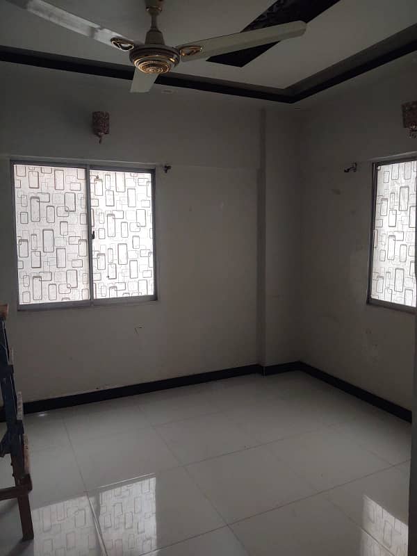 two bed dd leased apartment for sale in johar 9