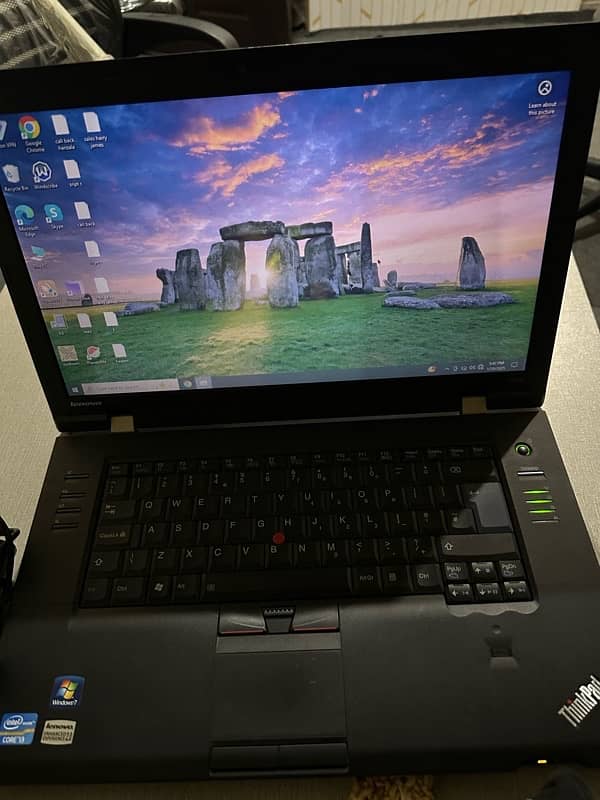 lenovo tinkpad laptop 4/128 ssd hard 3