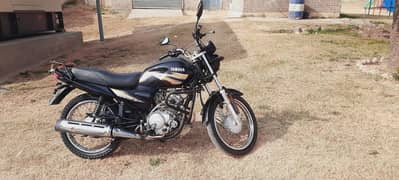 Yamaha YB 125 Z in very good condition.