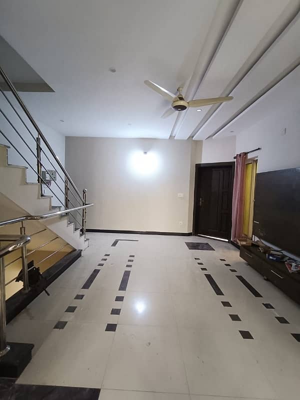 7 Marla Upper portion Available for Rent in Bahria town phase 8 Rawalpindi 0