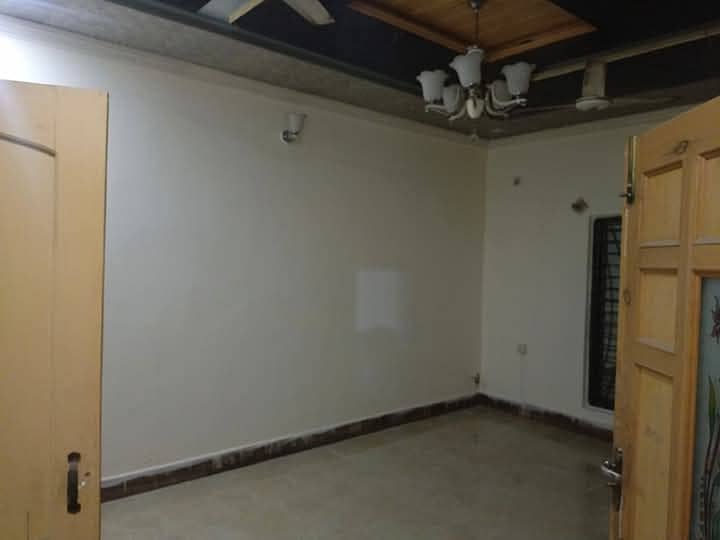 7 Marla 1st Floor For Rent 10