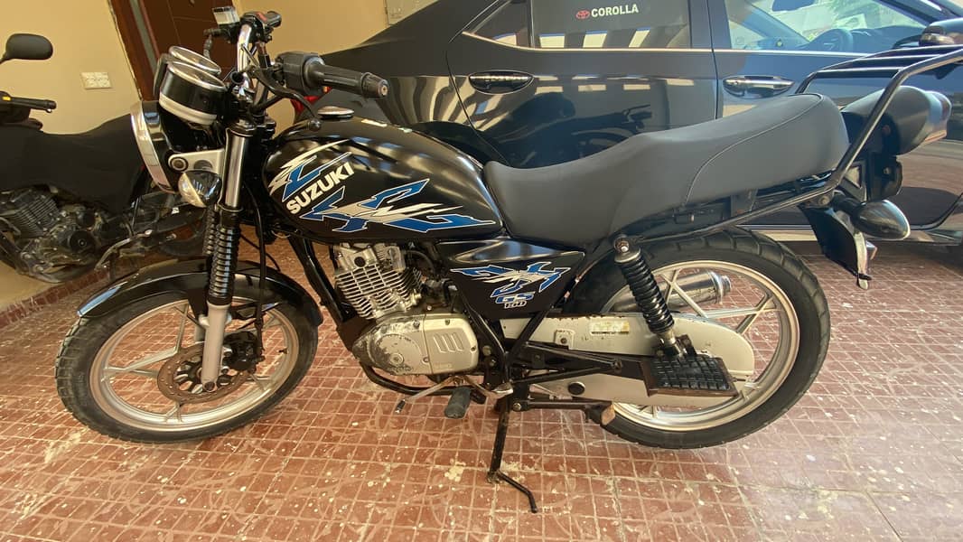 Suzuki GS 150cc SE 2018 (Insured and Company Maintened) 1